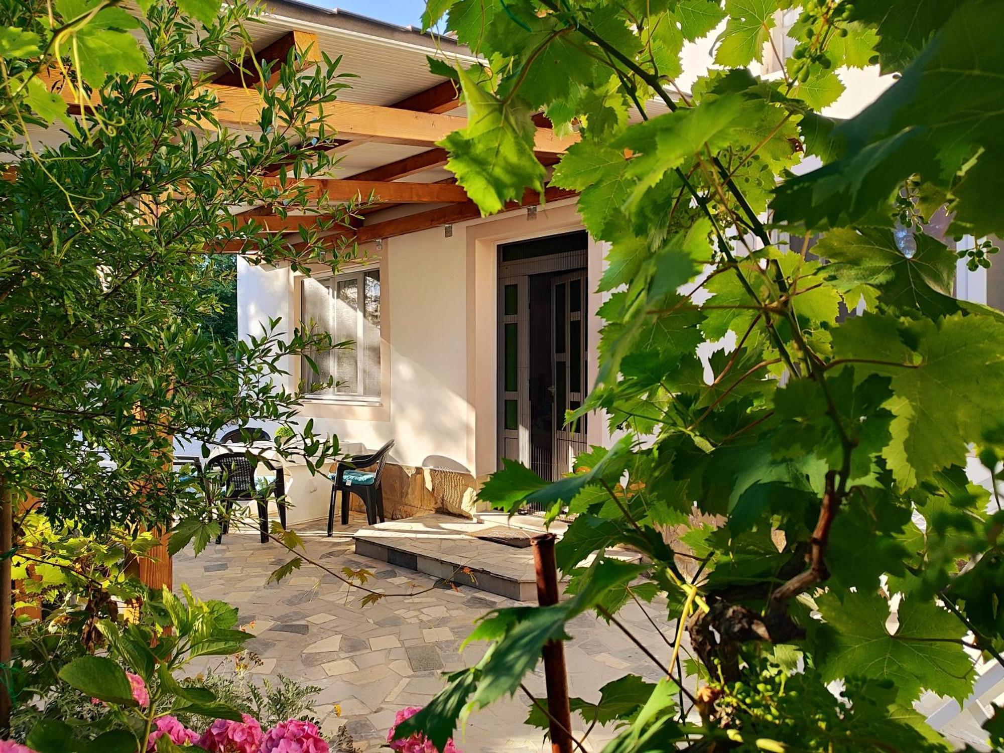Apartman Daniel With Free Parking Mundanije Exterior foto