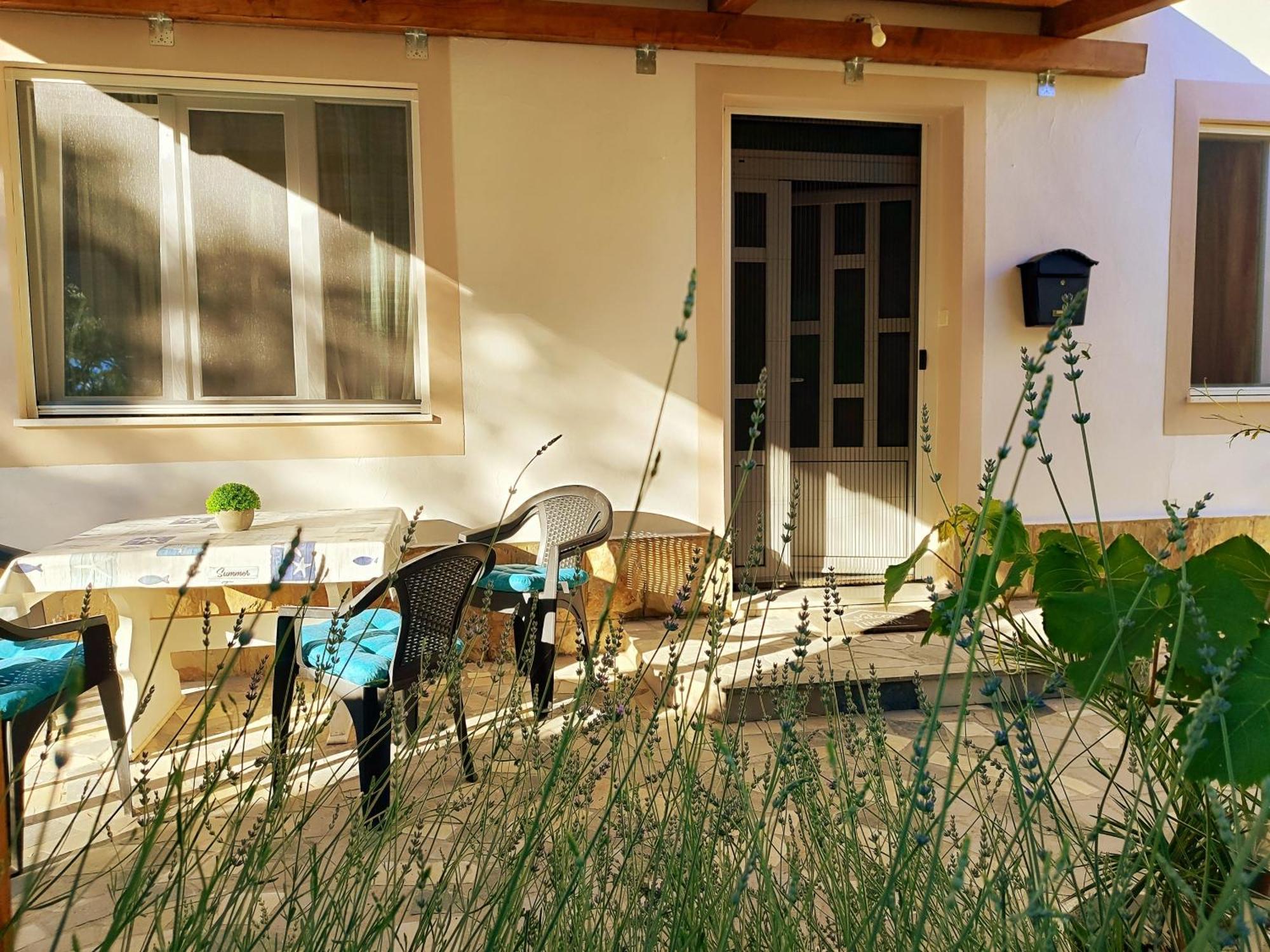 Apartman Daniel With Free Parking Mundanije Exterior foto