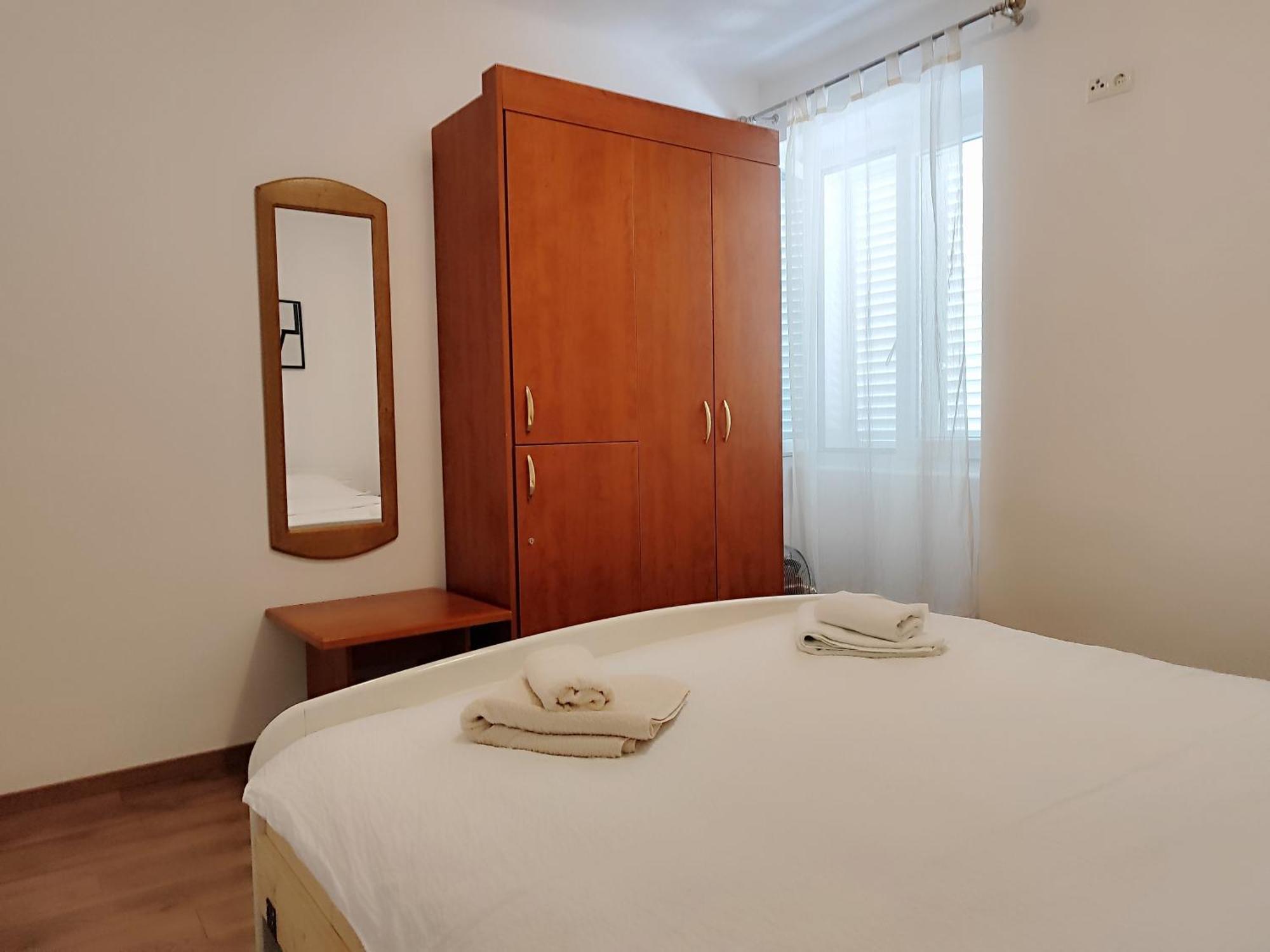 Apartman Daniel With Free Parking Mundanije Exterior foto
