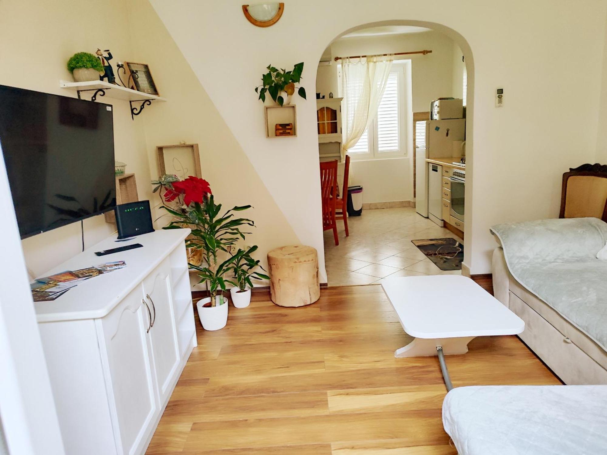 Apartman Daniel With Free Parking Mundanije Exterior foto